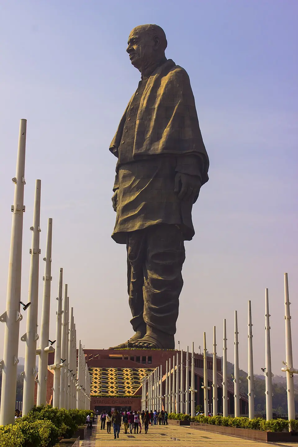 स्टैच्यू ऑफ़ यूनिटी — सरदार पटेल की जयंती 31 अक्टूबर 'राष्ट्रीय एकता दिवस' है