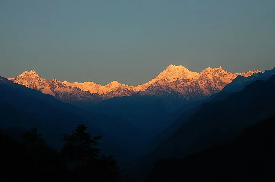 कंचनजंगा — भारत (सिक्किम) की सबसे ऊँची चोटी